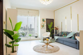 Veluxa - Designer 1 Bedroom with Sea View!